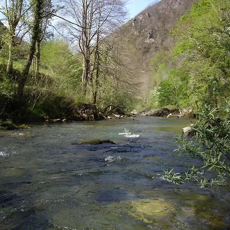 El Cantón Сasa de vacaciones Onís